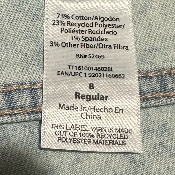 Time and Tru Light Acid Wash Distressed Jeans - Size 8 - Picture 5 of 7